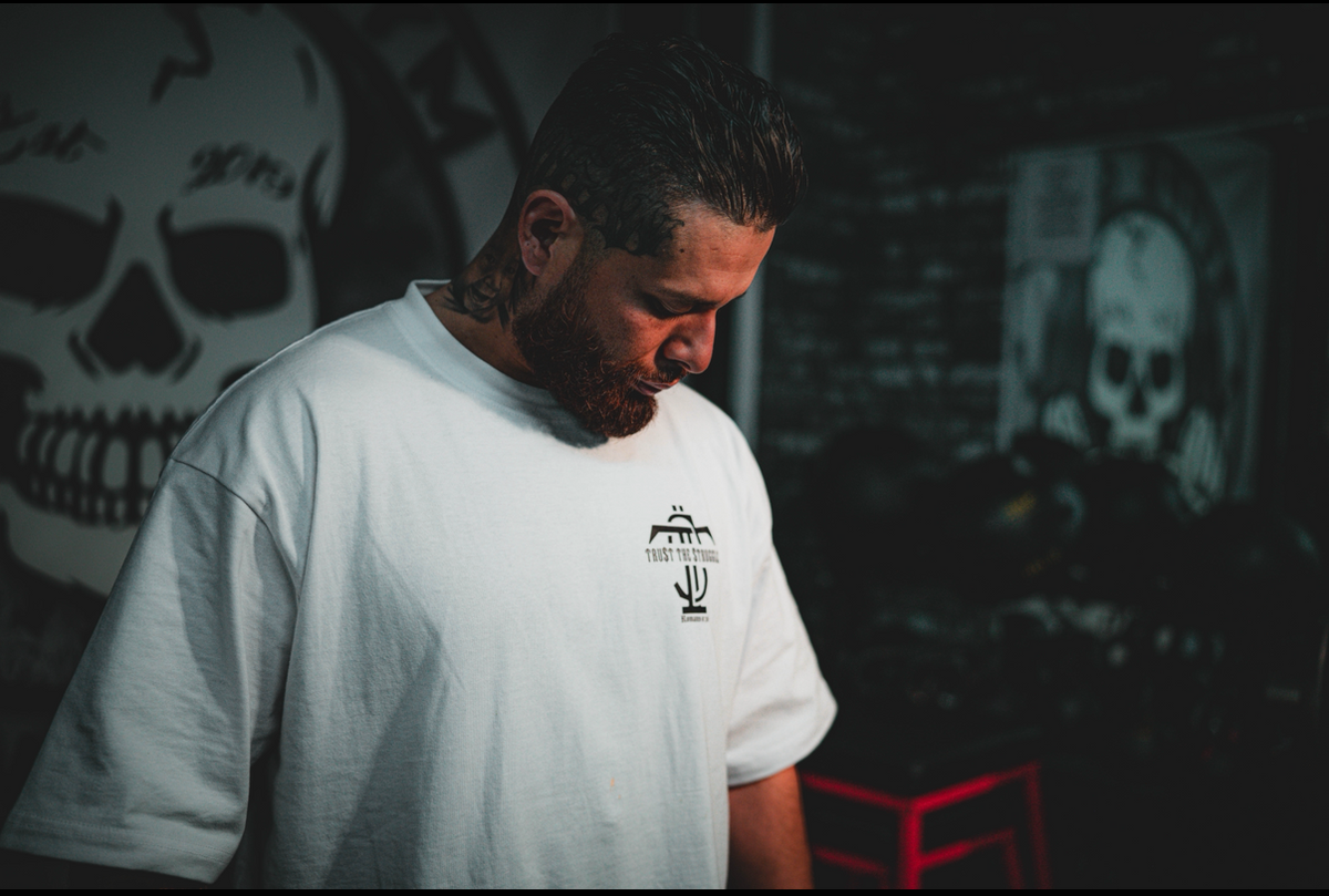 TT$ WHITE Romans 8:18 shirt